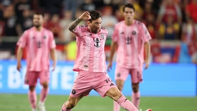 Messi bị MLS cấm thi đấu
