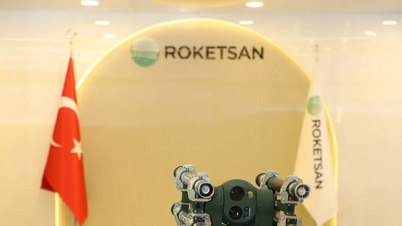 Thổ Nhĩ Kỳ trình làng robot chó chiến đấu, có thể mang theo đạn dẫn đường