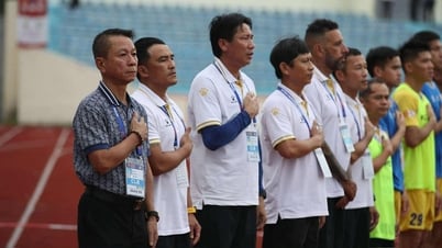 L'équipe de Quang Nam n'a toujours pas été « sauvée », plus de 100 milliards de VND de sponsoring sont... quelque part : la V-League retient son souffle !