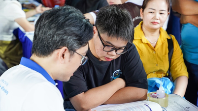 Tuyển sinh 2025: Thí sinh cân đối bài toán tài chính