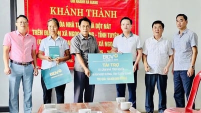 Khánh thành và bàn giao nhà cho gia đình chính sách dịp 27-7