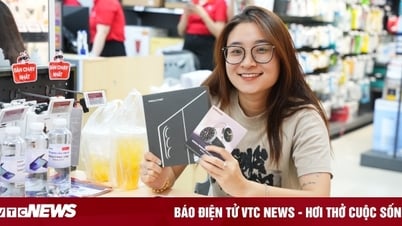 Galaxy Z Fold7 và Z Flip7 mở bán sớm, tăng trưởng 20%