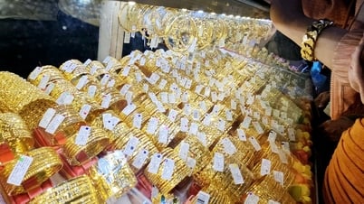 Giá vàng chốt ngày 26/7/2025: Giá vàng trong nước và thế giới giảm mạnh, người mua lỗ nặng