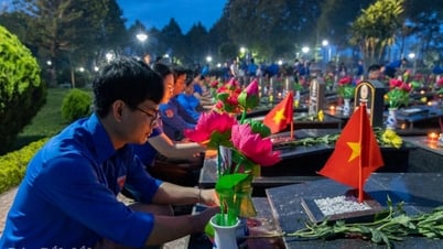 Tuổi trẻ Đắk Lắk thắp nến tri ân các anh hùng liệt sĩ