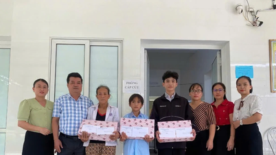 San sẻ khó khăn cùng bệnh nhân nghèo