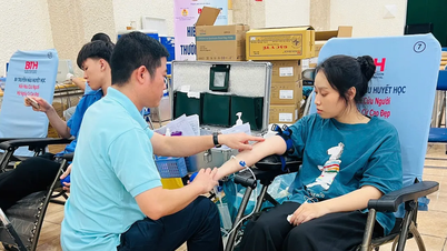 Sinh viên Lào, Campuchia và người lao động hiến máu cứu người