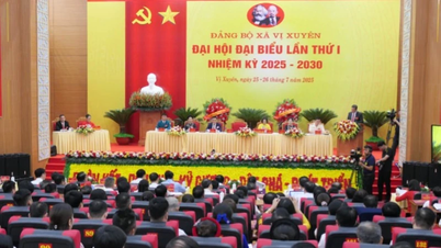 Đại tướng Trịnh Văn Quyết dự Đại hội đại biểu Đảng bộ xã Vị Xuyên