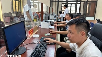 Nghiêm túc phê bình các địa phương chậm kiện toàn nhân sự chủ chốt