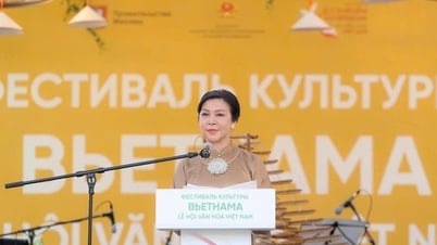 ベトナム熱帯地域からロシアの友人への特別な文化の贈り物
