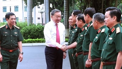 High-ranking military officers participating in the Central Committee must be truly outstanding and have high prestige.