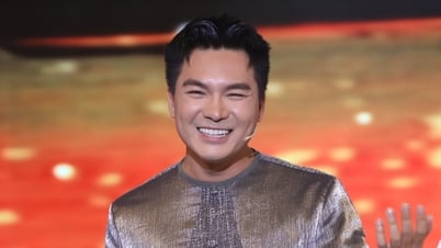 Cựu tiếp viên hàng không thi ‘Tình bolero’ là ai?