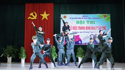 Khai mạc Hội trại truyền thống tuổi trẻ các trung, lữ đoàn LLVT khu 9