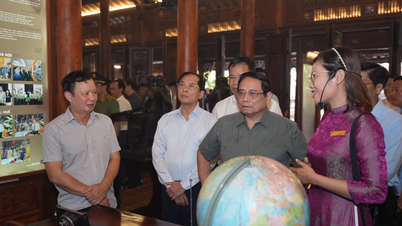Thủ tướng Phạm Minh Chính dâng hương tưởng niệm Đại tướng Nguyễn Chí Thanh