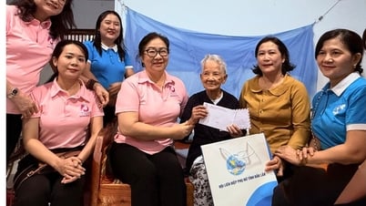 Tri ân Mẹ Việt Nam anh hùng, người có công cách mạng