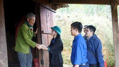 Tích cực chăm lo cho người có công