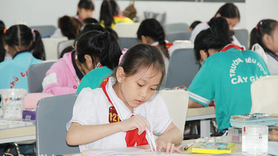 Trên 300 thí sinh tham gia Cuộc thi vẽ tranh Yêu nước theo cách của bạn