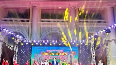Sơn Tây tổ chức chương trình nghệ thuật "Bài ca tri ân"