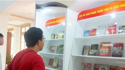 Triển lãm sách, báo và hình ảnh chủ đề “Mùa thu độc lập và Khát vọng phồn vinh”