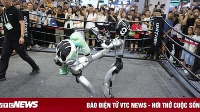 Công nghệ 27/7: Robot ‘đổ bộ’ Thượng Hải, màn trình diễn lớn chưa từng có