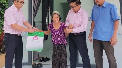 Ngân hàng Chính sách xã hội chi nhánh tỉnh Đắk Lắk tri ân các gia đình chính sách