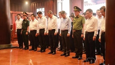 Tổng Bí thư Tô Lâm dâng hương anh hùng liệt sĩ, thăm gia đình chiến sĩ Điện Biên