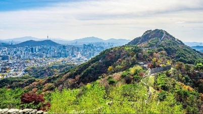 Leo núi trong thành phố - xu hướng du lịch hút khách ở Seoul