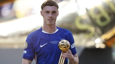Chelsea hét giá 250 triệu bảng cho Cole Palmer