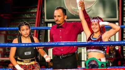 Tranh cãi nảy lửa chuyện nữ võ sĩ 12 tuổi đánh boxing chuyên nghiệp