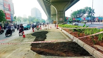 Ống nước rò rỉ làm xuất hiện 'hố tử thần' ở Hà Nội