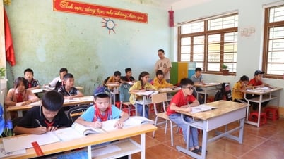 Nâng bước học trò vùng dân tộc thiểu số