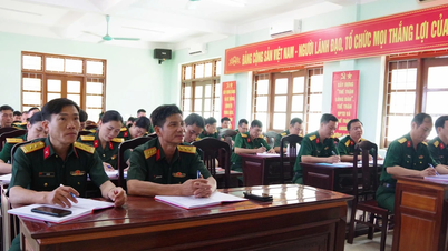 Quyết tâm lãnh đạo đơn vị thực hiện thắng lợi nhiệm vụ quân sự, quốc phòng