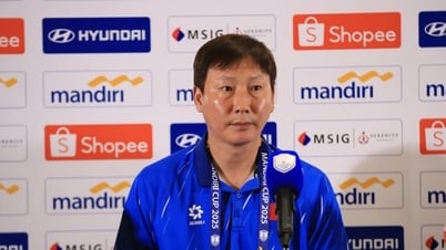 HLV Kim Sang-sik thận trọng trước trận chung kết U23 Đông Nam Á