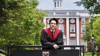 Bỏ giấc mơ làm nghệ sĩ, chàng trai Ngoại thương trở thành thạc sĩ Harvard