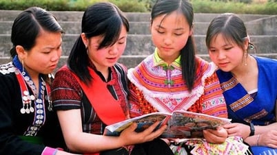 Học sinh dân tộc thiểu số được tiếp xúc nhiều hơn với công nghệ và AI trước khi vào đại học