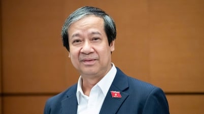 Bộ trưởng Nguyễn Kim Sơn nói gì về ý kiến một bộ sách giáo khoa dùng chung cả nước?