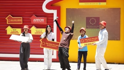 Pity the orphan girl who registered to join the Vietnamese Family Shelter program