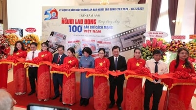Khai mạc triển lãm ảnh kỷ niệm 50 năm Báo Người Lao Động