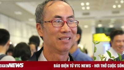 'Cậu bé vàng của Toán học Việt Nam' Lê Bá Khánh Trình nghỉ hưu