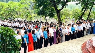 Nhà xuất bản Giáo dục Việt Nam tri ân các liệt sĩ ngành Giáo dục nhân Ngày 27/7