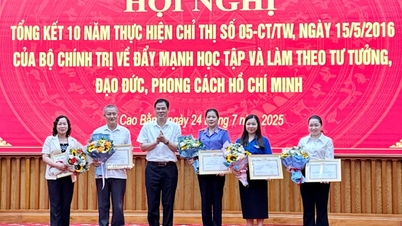 Đảng ủy các cơ quan Đảng tỉnh tổng kết 10 năm thực hiện Chỉ thị số 05-CT/TW của Bộ Chính trị