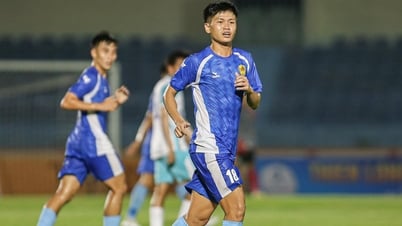 CLB Quảng Nam vẫn dự V-League, đội của Công Phượng chưa thể lên hạng