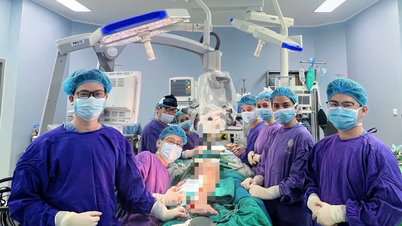 9 giờ 'cân não' tái tạo gương mặt cho bệnh nhân trẻ H'Mông