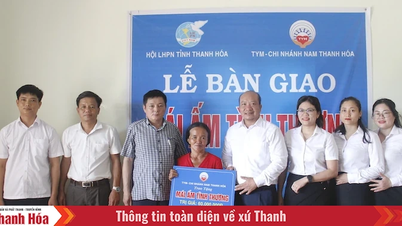Trao 2 ngôi nhà “Mái ấm tình thương” cho hội viên phụ nữ nghèo tại Thanh Hóa