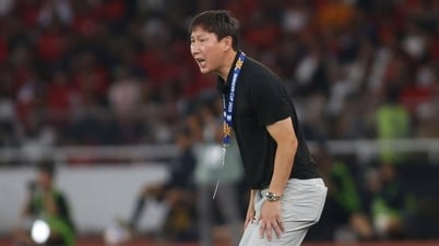 HLV Kim Sang-sik vô địch trên đất Thái lẫn Indonesia: Cú đúp ngọt ngào!