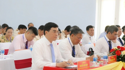 Đồng chí Nguyễn Hoài Anh, Phó Bí thư Thường trực Tỉnh ủy Lâm Đồng dự Đại hội Đảng bộ xã Tuyên Quang