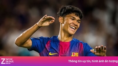 Barca tìm thấy 'báu vật', Philippines chỉ biết ngước nhìn