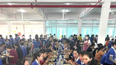 "Bữa cơm Công đoàn" cho 900 công nhân