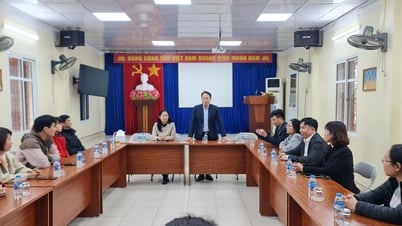 Giám đốc Sở Y tế thăm và làm việc tại Trung tâm Nuôi dưỡng bảo trợ xã hội, Trường Lao động xã hội Thanh Xuân và Làng nuôi dạy trẻ mồ côi Hoa Phượng