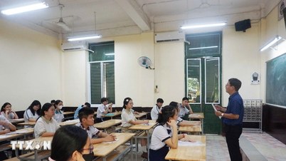 Tuyển sinh lớp 10: Thành phố Hồ Chí Minh bổ sung hơn 2.300 chỉ tiêu