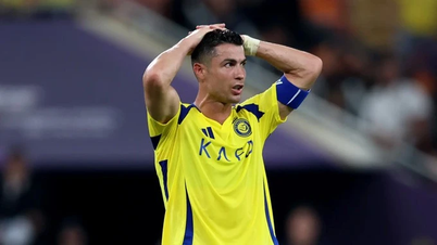 Ronaldo phẫn nộ, đe dọa gọi cảnh sát vì người hâm mộ quấy rối
